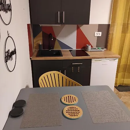 And Bonefacic Gostinjska kuća Baska (Krk)