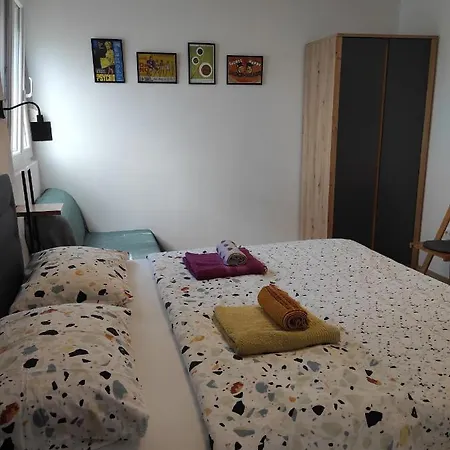 And Bonefacic Gostinjska kuća Baska (Krk)