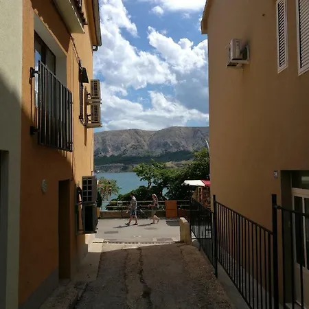 Gostinjska kuća And Bonefacic